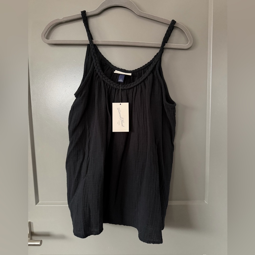 Universal Thread Black Camisole Top